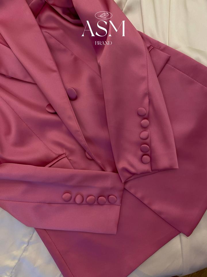 Двойка премиального качества цвета фуксия