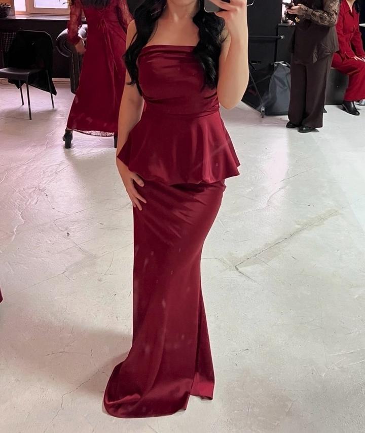 Бордовая двойка