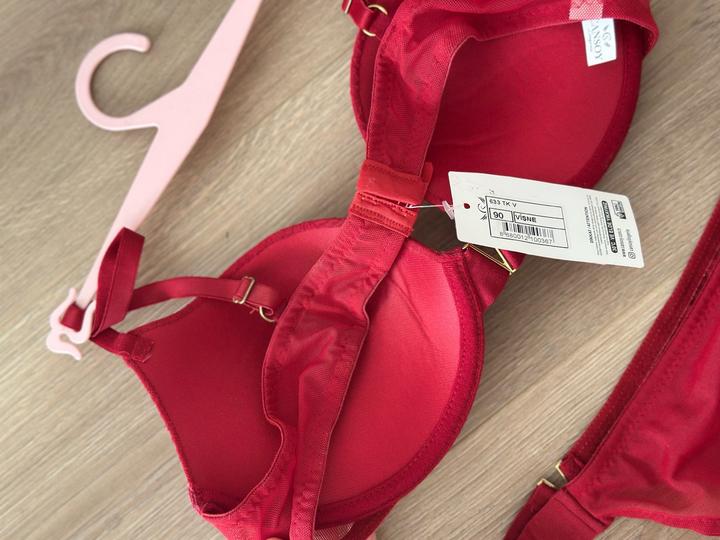 Комплект нижнего белья