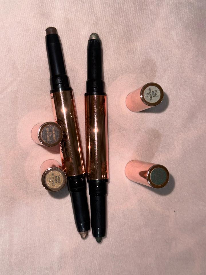 Карандаши от Guerlain. Б.у. В стиках где-то по 30%