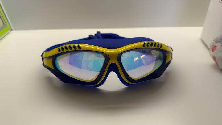 Очки для плавания от sainteve