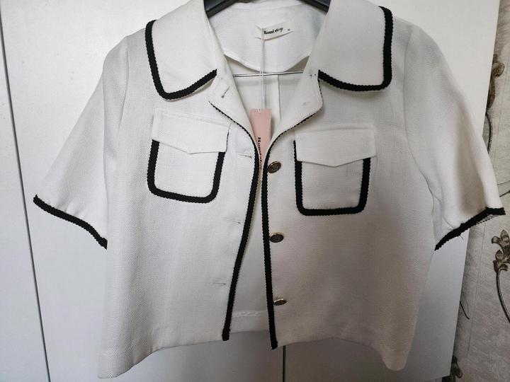 Белый блейзер/жакет твидовый с коротким рукавом