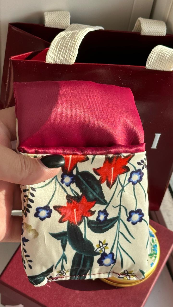 Зеркало Gucci Beaute