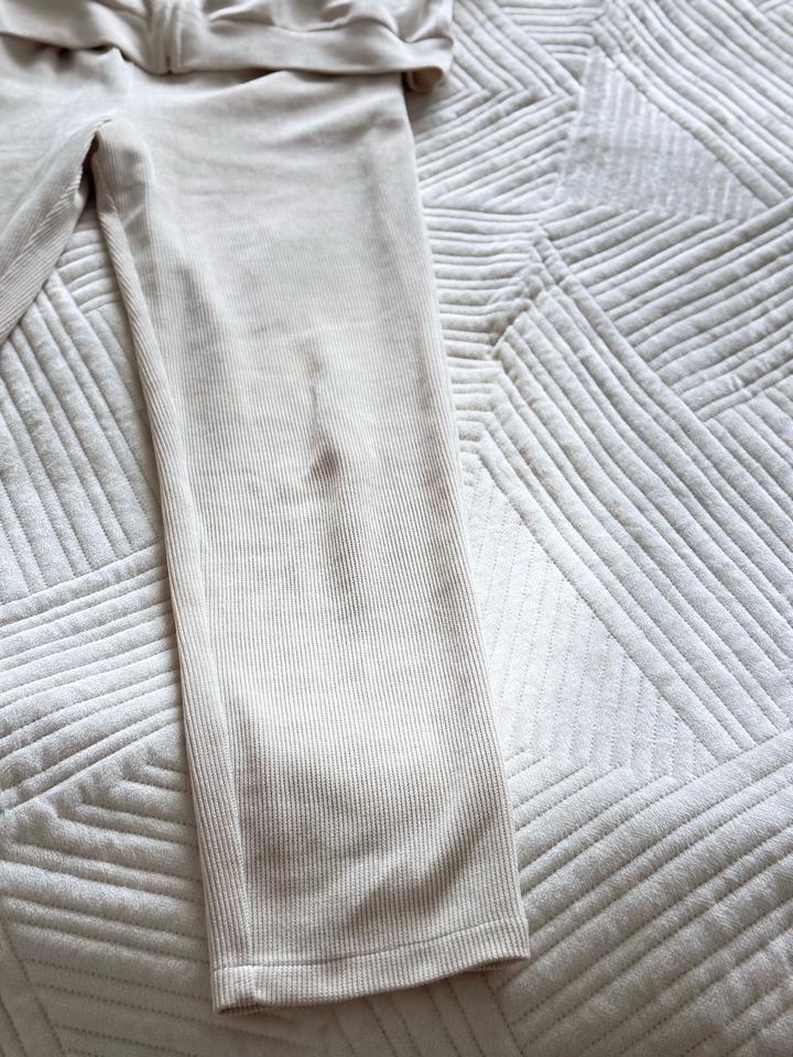 Женский костюм