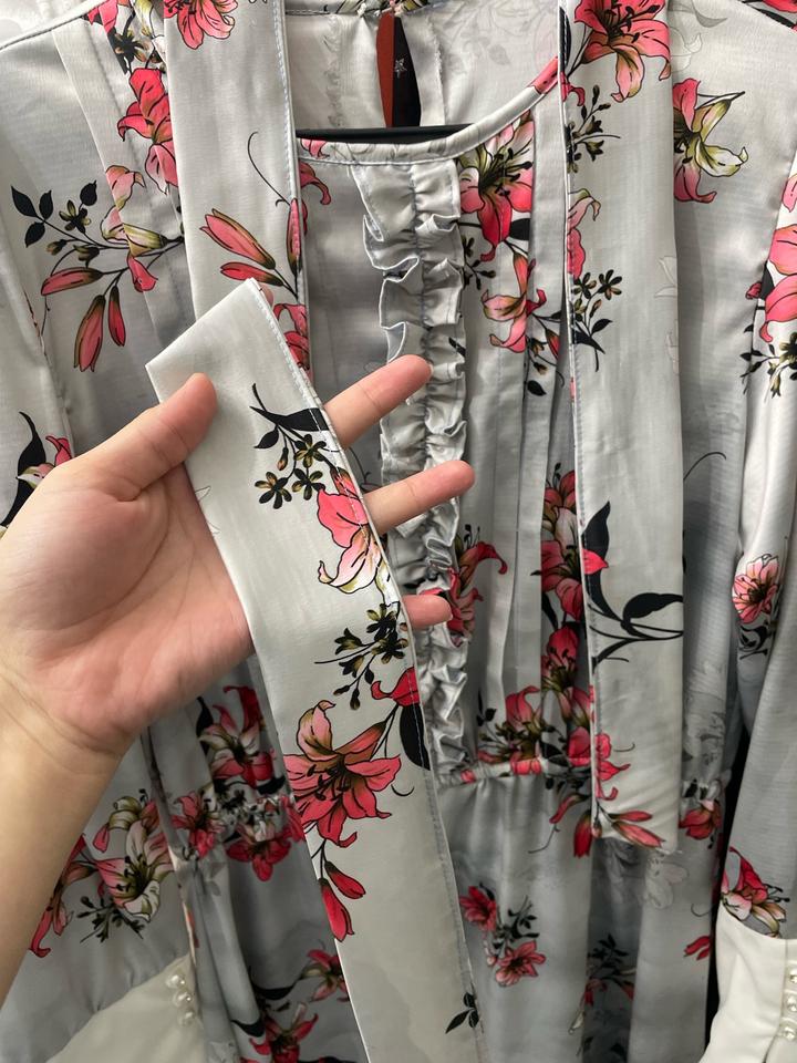 Продаю цветочное платье.