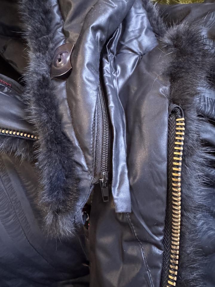 Куртка с утеплением из верблюжьей шерсти