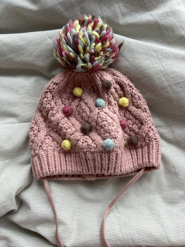 Шапка для девочки Gloria jeans 50-52