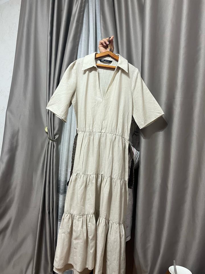 Бежевое платье Zara