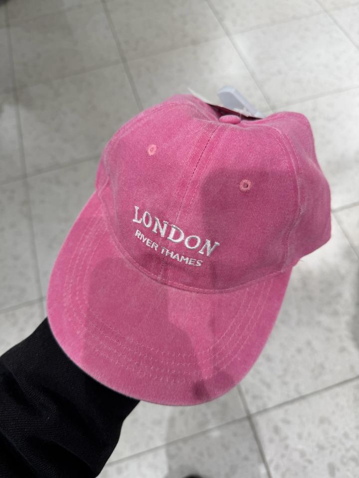 Кепка новая