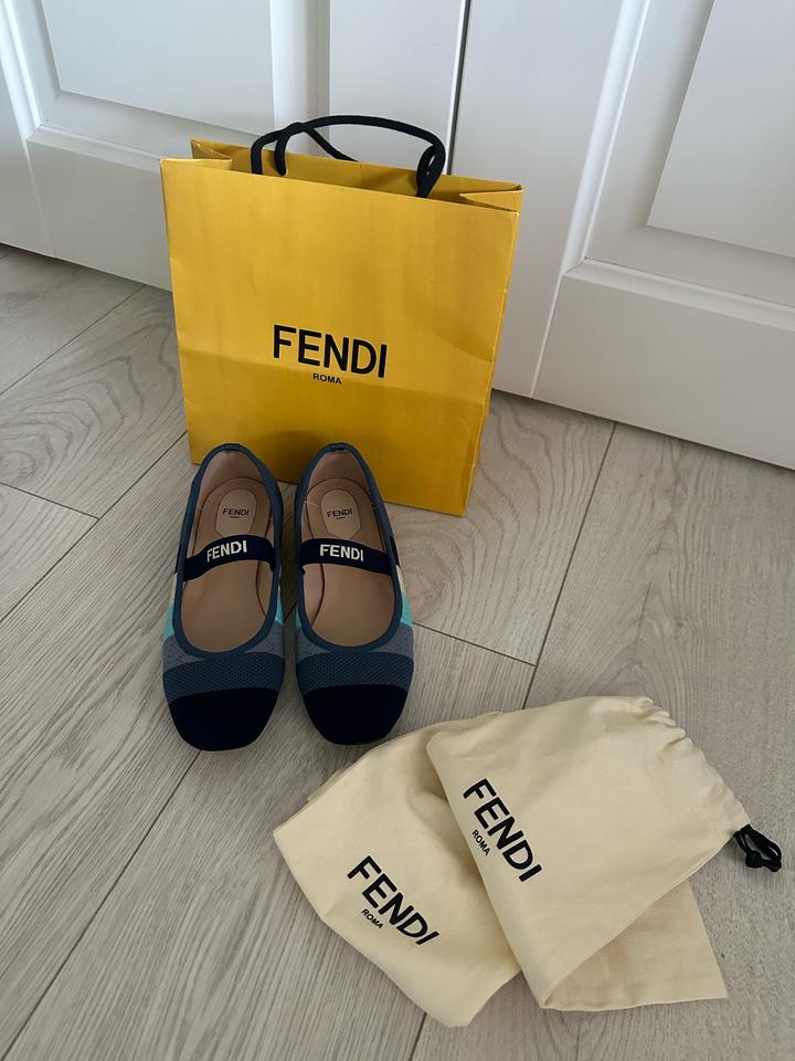 Женскик балетки Fendi оригинал