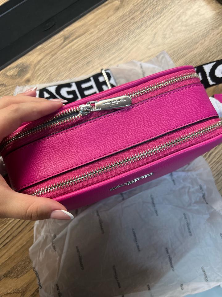 Сумка Karl Lagerfeld фуксия