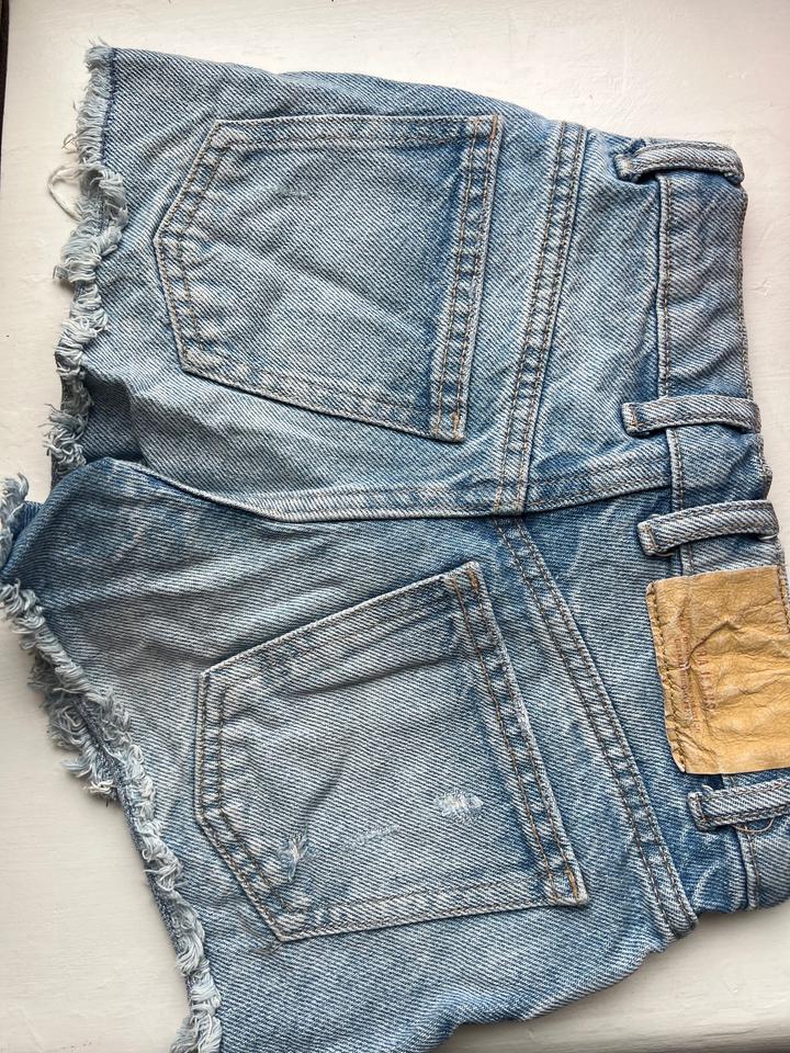 Джинсовые шорты Zara 6-7 лет
